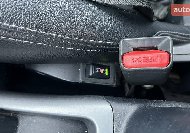 Сірий Міцубісі Аутлендер, об'ємом двигуна 2.2 л та пробігом 280 тис. км за 11100 $, фото 52 на Automoto.ua