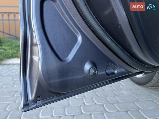 Серый Мицубиси Аутлендер, объемом двигателя 2.2 л и пробегом 186 тыс. км за 12350 $, фото 53 на Automoto.ua