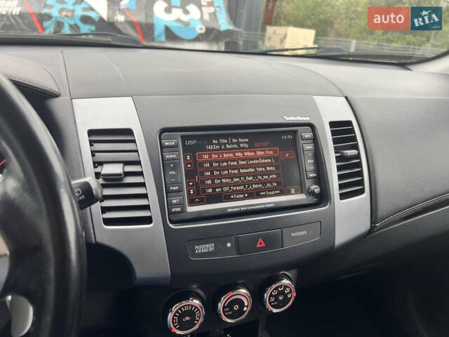 Сірий Міцубісі Аутлендер, об'ємом двигуна 2.2 л та пробігом 224 тис. км за 13700 $, фото 20 на Automoto.ua