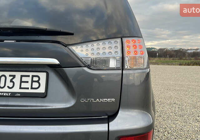 Сірий Міцубісі Аутлендер, об'ємом двигуна 2.2 л та пробігом 280 тис. км за 11100 $, фото 14 на Automoto.ua