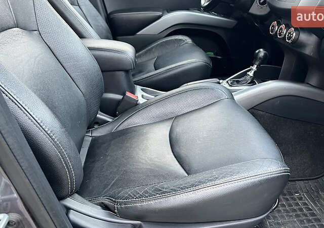 Сірий Міцубісі Аутлендер, об'ємом двигуна 2.2 л та пробігом 280 тис. км за 11100 $, фото 44 на Automoto.ua