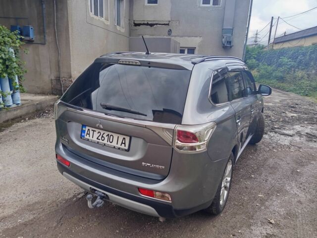 Сірий Міцубісі Аутлендер, об'ємом двигуна 2.3 л та пробігом 248 тис. км за 11550 $, фото 10 на Automoto.ua