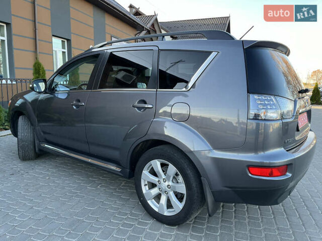 Серый Мицубиси Аутлендер, объемом двигателя 2.2 л и пробегом 186 тыс. км за 12350 $, фото 28 на Automoto.ua
