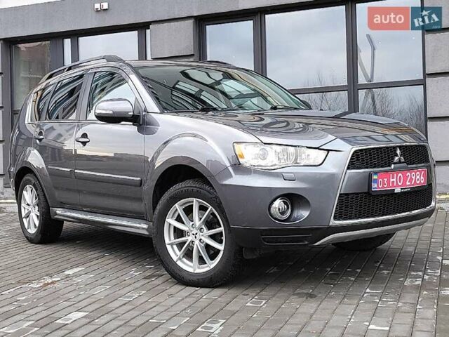 Сірий Міцубісі Аутлендер, об'ємом двигуна 2.2 л та пробігом 216 тис. км за 11250 $, фото 7 на Automoto.ua