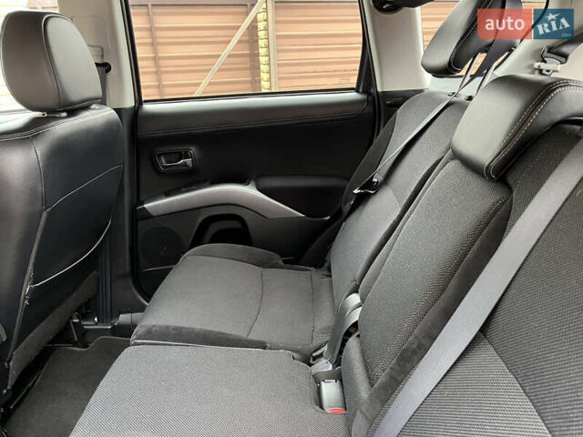 Серый Мицубиси Аутлендер, объемом двигателя 2.2 л и пробегом 186 тыс. км за 12350 $, фото 46 на Automoto.ua