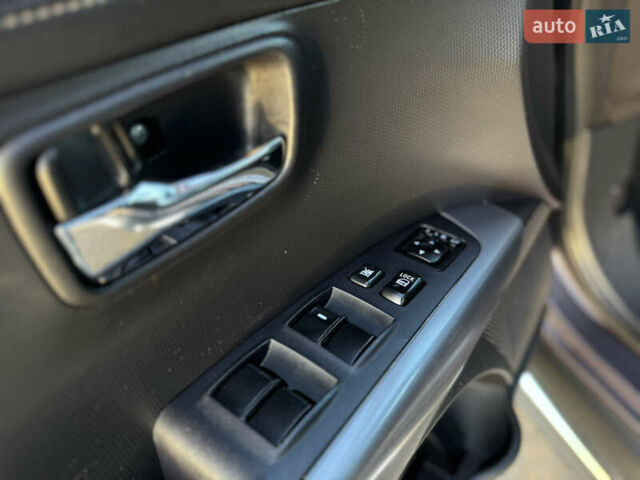 Серый Мицубиси Аутлендер, объемом двигателя 2.2 л и пробегом 171 тыс. км за 12700 $, фото 53 на Automoto.ua