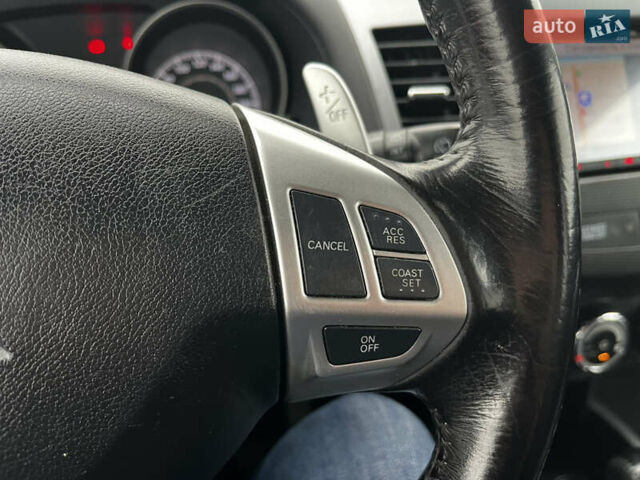 Серый Мицубиси Аутлендер, объемом двигателя 2.2 л и пробегом 206 тыс. км за 11999 $, фото 25 на Automoto.ua