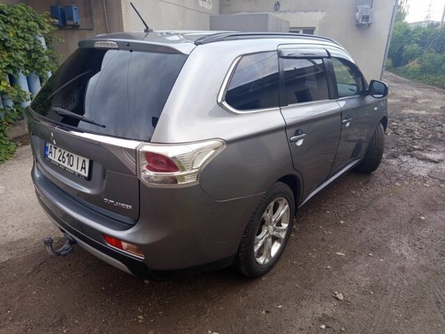 Сірий Міцубісі Аутлендер, об'ємом двигуна 2.3 л та пробігом 248 тис. км за 11550 $, фото 9 на Automoto.ua