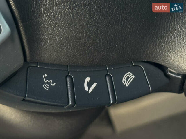 Серый Мицубиси Аутлендер, объемом двигателя 2.2 л и пробегом 171 тыс. км за 12700 $, фото 58 на Automoto.ua