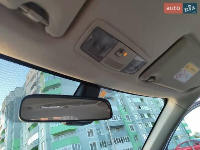 Серый Мицубиси Аутлендер, объемом двигателя 2.3 л и пробегом 250 тыс. км за 13999 $, фото 51 на Automoto.ua