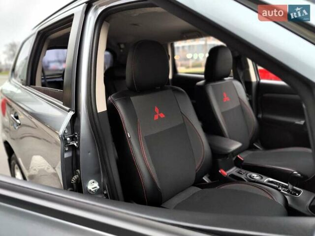 Серый Мицубиси Аутлендер, объемом двигателя 2.4 л и пробегом 209 тыс. км за 10990 $, фото 29 на Automoto.ua