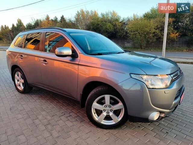 Міцубісі Аутлендер 2013 у Львові на Automoto.ua Сірий Міцубісі Аутлендер, об'ємом двигуна 2.3 л та пробігом 250 тис. км за 13999 $, фото 8 на Automoto.ua