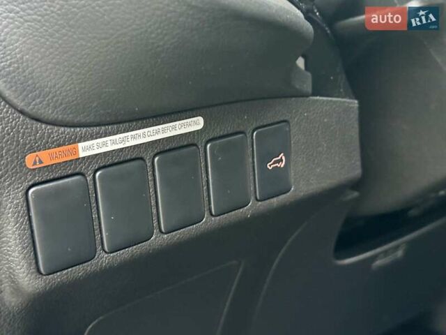 Сірий Міцубісі Аутлендер, об'ємом двигуна 2.3 л та пробігом 207 тис. км за 13700 $, фото 27 на Automoto.ua
