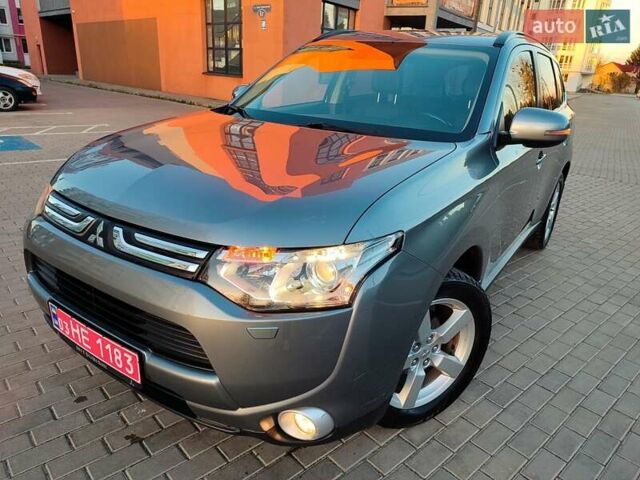 Міцубісі Аутлендер 2013 у Львові на Automoto.ua Сірий Міцубісі Аутлендер, об'ємом двигуна 2.3 л та пробігом 250 тис. км за 13999 $, фото 31 на Automoto.ua