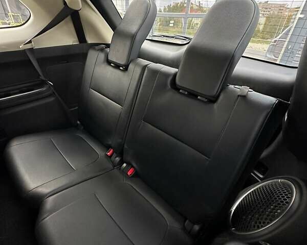 Серый Мицубиси Аутлендер, объемом двигателя 2.4 л и пробегом 228 тыс. км за 13999 $, фото 12 на Automoto.ua