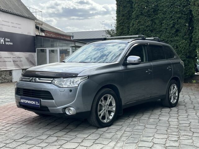 Серый Мицубиси Аутлендер, объемом двигателя 2.2 л и пробегом 239 тыс. км за 13800 $, фото 4 на Automoto.ua