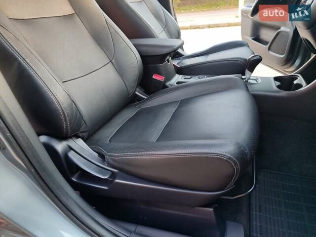 Серый Мицубиси Аутлендер, объемом двигателя 2.3 л и пробегом 250 тыс. км за 13999 $, фото 45 на Automoto.ua