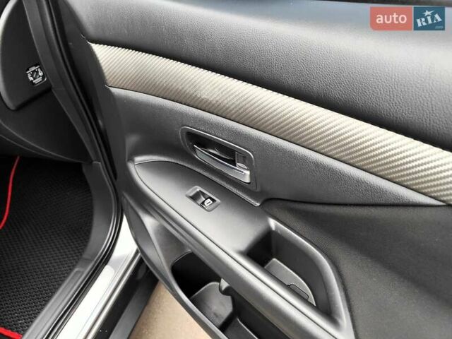 Серый Мицубиси Аутлендер, объемом двигателя 2.4 л и пробегом 209 тыс. км за 10990 $, фото 49 на Automoto.ua