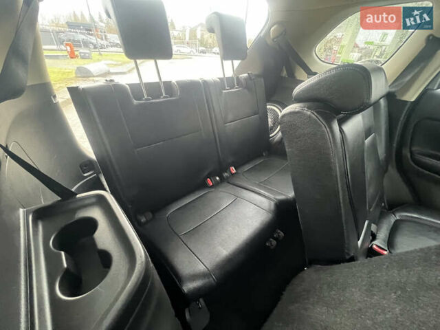 Серый Мицубиси Аутлендер, объемом двигателя 2.2 л и пробегом 224 тыс. км за 13850 $, фото 1 на Automoto.ua