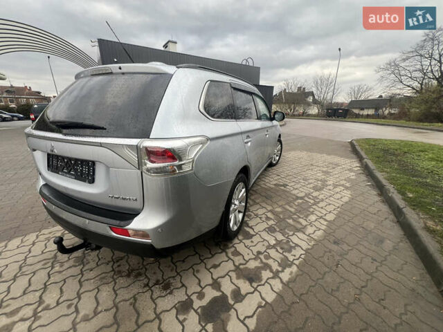 Серый Мицубиси Аутлендер, объемом двигателя 2.2 л и пробегом 224 тыс. км за 13850 $, фото 8 на Automoto.ua