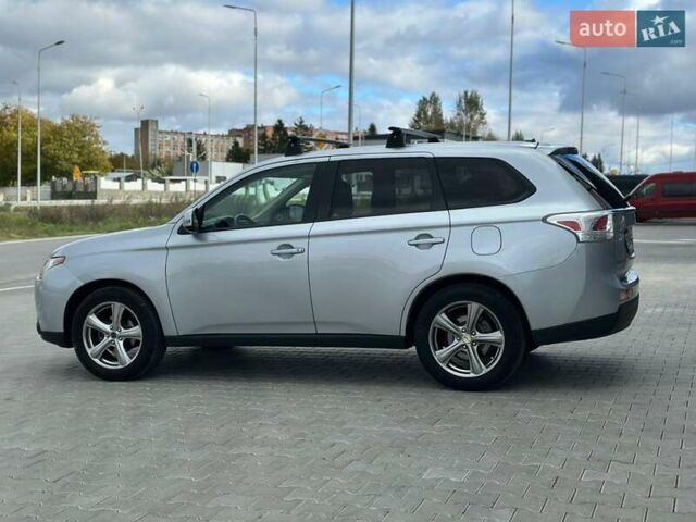 Серый Мицубиси Аутлендер, объемом двигателя 2.4 л и пробегом 228 тыс. км за 13999 $, фото 27 на Automoto.ua