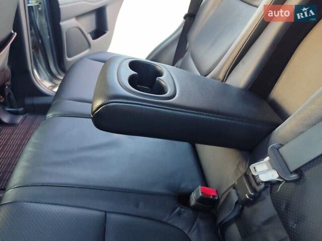 Серый Мицубиси Аутлендер, объемом двигателя 2.3 л и пробегом 250 тыс. км за 13999 $, фото 59 на Automoto.ua