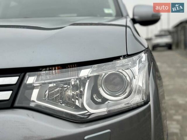 Сірий Міцубісі Аутлендер, об'ємом двигуна 2.3 л та пробігом 207 тис. км за 13700 $, фото 64 на Automoto.ua