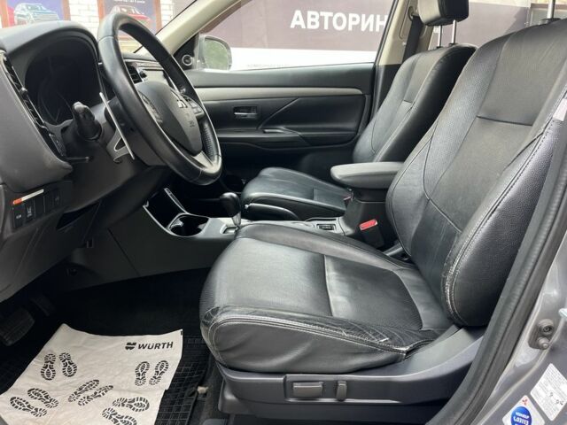 Серый Мицубиси Аутлендер, объемом двигателя 2.2 л и пробегом 239 тыс. км за 13800 $, фото 8 на Automoto.ua