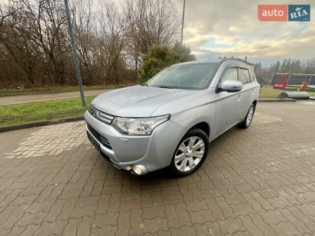 Серый Мицубиси Аутлендер, объемом двигателя 2.2 л и пробегом 224 тыс. км за 13850 $, фото 4 на Automoto.ua