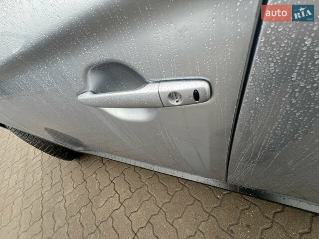 Серый Мицубиси Аутлендер, объемом двигателя 2.2 л и пробегом 224 тыс. км за 13850 $, фото 16 на Automoto.ua