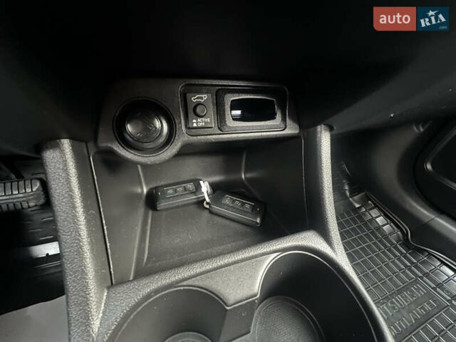 Серый Мицубиси Аутлендер, объемом двигателя 2.2 л и пробегом 224 тыс. км за 13850 $, фото 30 на Automoto.ua