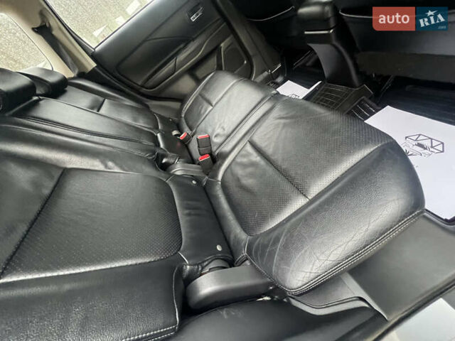 Серый Мицубиси Аутлендер, объемом двигателя 2.2 л и пробегом 224 тыс. км за 13850 $, фото 29 на Automoto.ua