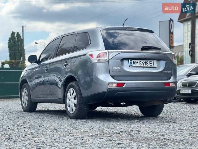 Серый Мицубиси Аутлендер, объемом двигателя 2.36 л и пробегом 167 тыс. км за 11999 $, фото 10 на Automoto.ua