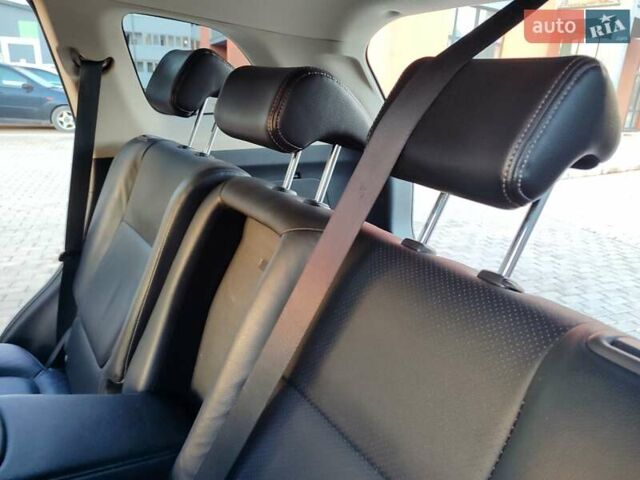 Серый Мицубиси Аутлендер, объемом двигателя 2.3 л и пробегом 250 тыс. км за 13499 $, фото 65 на Automoto.ua