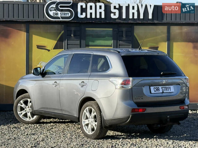 Серый Мицубиси Аутлендер, объемом двигателя 2.3 л и пробегом 193 тыс. км за 14500 $, фото 15 на Automoto.ua