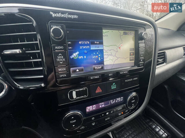 Серый Мицубиси Аутлендер, объемом двигателя 2.2 л и пробегом 224 тыс. км за 13850 $, фото 32 на Automoto.ua