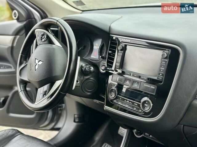 Сірий Міцубісі Аутлендер, об'ємом двигуна 2.3 л та пробігом 207 тис. км за 13700 $, фото 39 на Automoto.ua