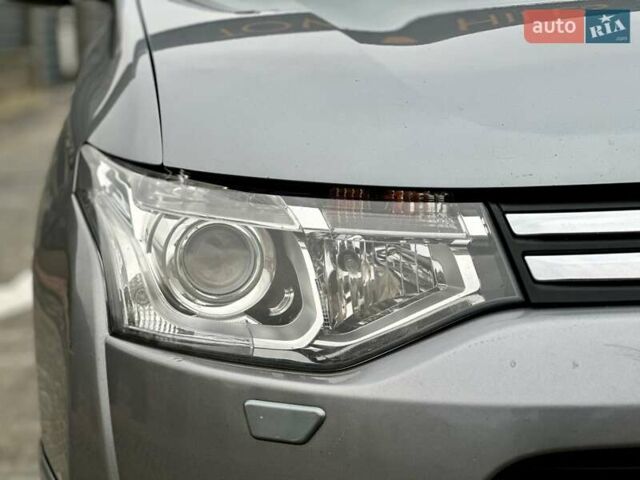 Сірий Міцубісі Аутлендер, об'ємом двигуна 2.3 л та пробігом 207 тис. км за 13700 $, фото 63 на Automoto.ua
