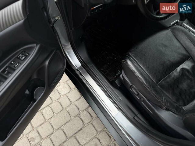 Сірий Міцубісі Аутлендер, об'ємом двигуна 2.2 л та пробігом 235 тис. км за 14599 $, фото 69 на Automoto.ua