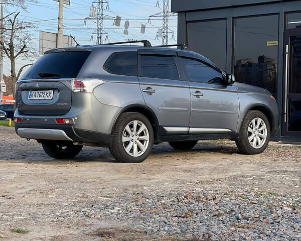Сірий Міцубісі Аутлендер, об'ємом двигуна 2.4 л та пробігом 209 тис. км за 12200 $, фото 18 на Automoto.ua