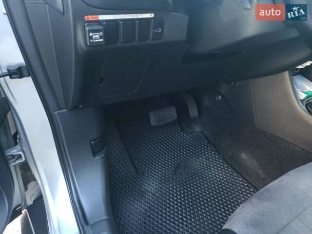 Серый Мицубиси Аутлендер, объемом двигателя 2.4 л и пробегом 197 тыс. км за 14000 $, фото 34 на Automoto.ua