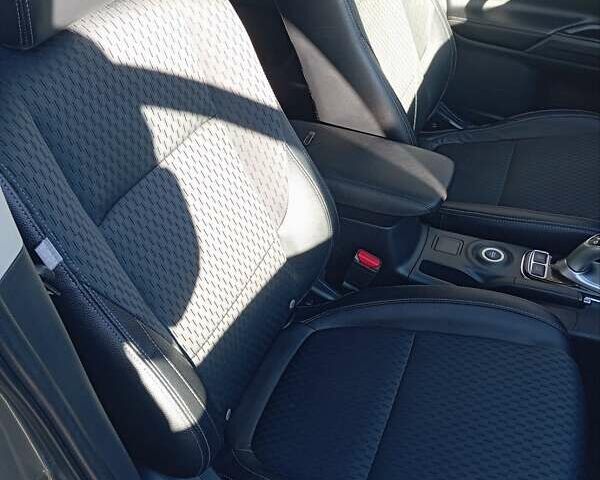 Сірий Міцубісі Аутлендер, об'ємом двигуна 2 л та пробігом 170 тис. км за 15200 $, фото 12 на Automoto.ua