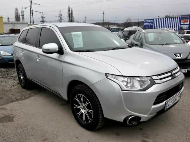 Міцубісі Аутлендер 2014 у Львові на Automoto.ua Сірий Міцубісі Аутлендер, об'ємом двигуна 2 л та пробігом 200 тис. км за 10800 $, фото 2 на Automoto.ua