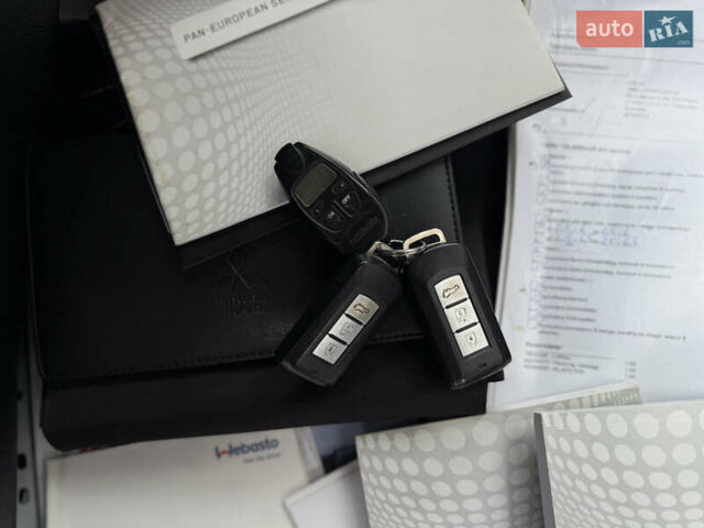 Сірий Міцубісі Аутлендер, об'ємом двигуна 2.2 л та пробігом 235 тис. км за 14599 $, фото 115 на Automoto.ua