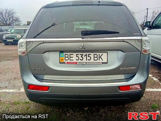 Сірий Міцубісі Аутлендер, об'ємом двигуна 2 л та пробігом 0 тис. км за 15000 $, фото 3 на Automoto.ua