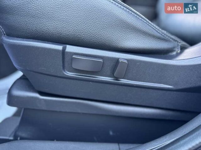 Серый Мицубиси Аутлендер, объемом двигателя 2 л и пробегом 200 тыс. км за 13999 $, фото 36 на Automoto.ua