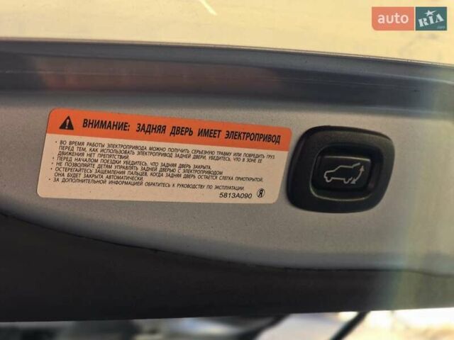 Серый Мицубиси Аутлендер, объемом двигателя 2.36 л и пробегом 164 тыс. км за 17500 $, фото 8 на Automoto.ua