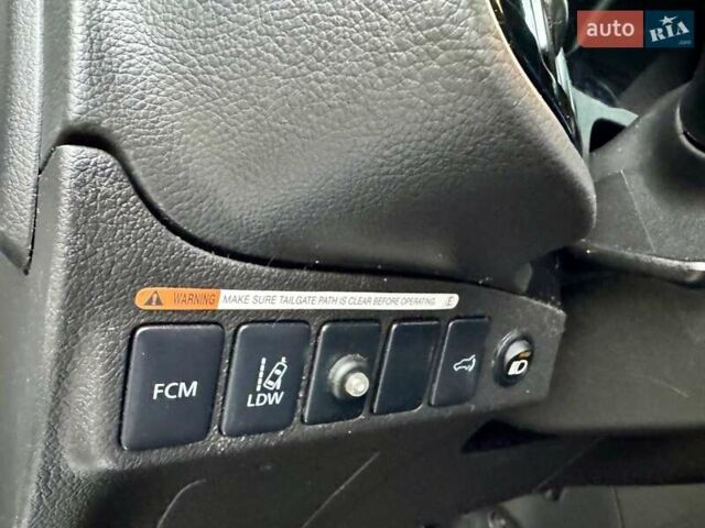 Серый Мицубиси Аутлендер, объемом двигателя 2.2 л и пробегом 180 тыс. км за 16499 $, фото 18 на Automoto.ua