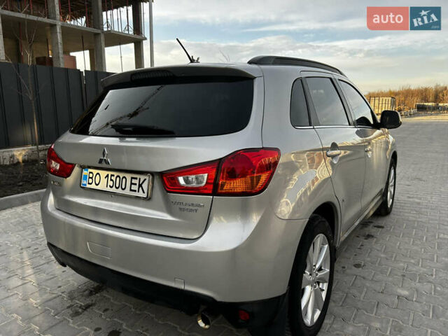 Серый Мицубиси Аутлендер, объемом двигателя 2 л и пробегом 96 тыс. км за 12700 $, фото 5 на Automoto.ua