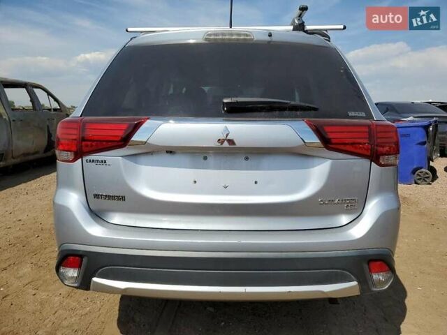 Серый Мицубиси Аутлендер, объемом двигателя 0 л и пробегом 142 тыс. км за 1500 $, фото 5 на Automoto.ua